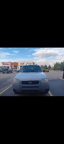 2001 Ford Escape - Photo 3