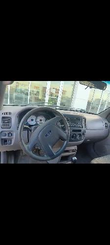 2001 Ford Escape - Photo 5