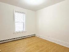 Sept 1st! $1399~~BEAUTIFUL CHARACTER 2BDRM/WSUNROOM - Photo 6
