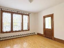 Sept 1st! $1399~~BEAUTIFUL CHARACTER 2BDRM/WSUNROOM - Photo 7