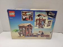Lego 75636 One Piece Windmill Village Hut NEW - Photo 2