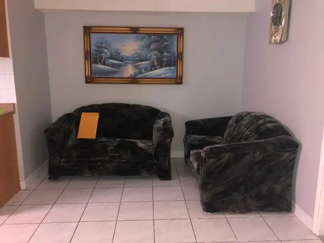 A Large Room in 3 Bedroom Basement for Rent in Brampton East