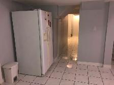 A Large Room in 3 Bedroom Basement for Rent in Brampton East - Photo 3