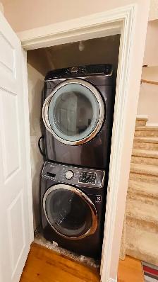 House for rent - Photo 2