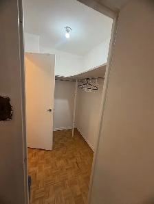 Spacious 3-Bedroom Apartment for Rent - Photo 7