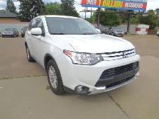 2015 Mitsubishi Outlander ES AWC w/Heated Cloth/Bluetooth/USB ~