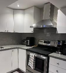 Legal Full Basement 1 bed 1 den 1 bath Aug 1 - Photo 6