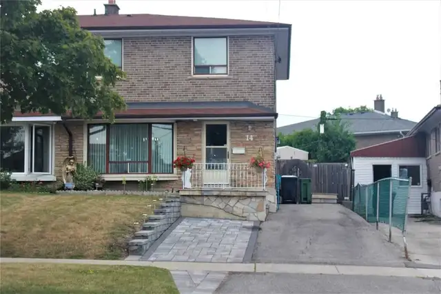 House for Rent Weston and Finch 4 beds 2.5 baths House