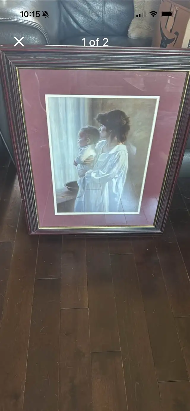 picture frame detailed