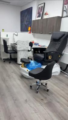Nail tech needed! - Photo 3
