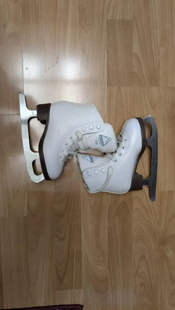 Glacier by Jackson 120 size 9J Ice Figure Skates