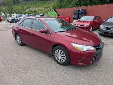 2015 Toyota Camry LE - Photo 8