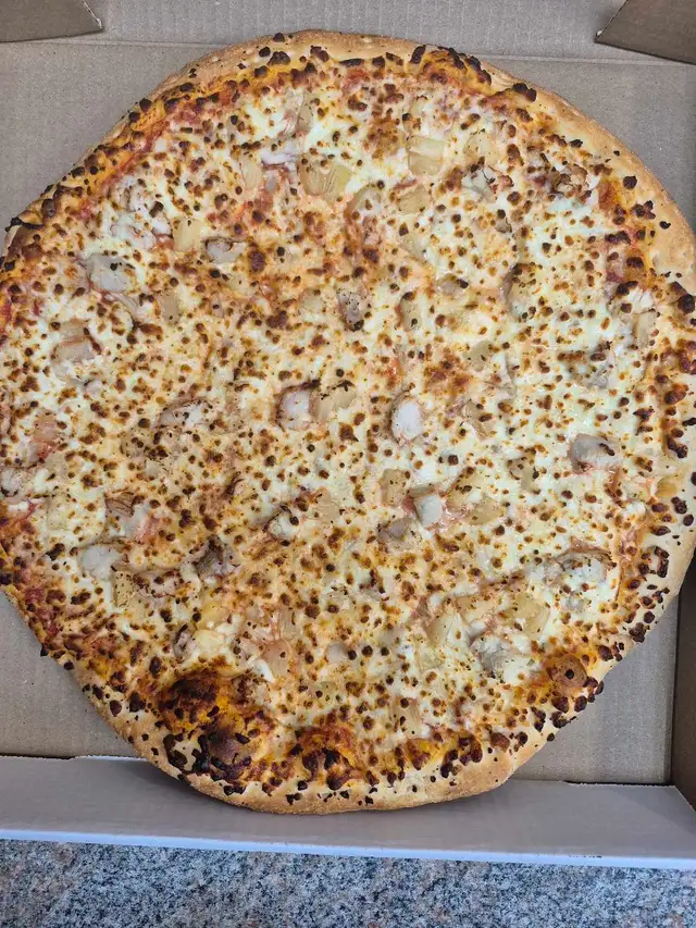 HIRING-Pizza Maker/Delivery Driver
