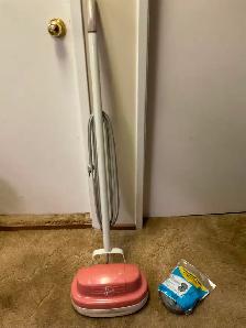 Floor Polisher - Photo 2