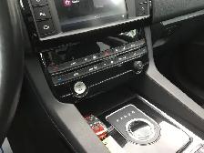 2018 Jaguar F-PACE - Photo 13