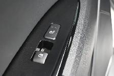 2025 Kia Sportage X Line Limited Apple CarPlay/Android Auto, Bac - Photo 25