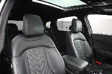 2025 Kia Sportage X Line Limited Apple CarPlay/Android Auto, Bac - Photo 35