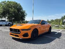 FORD MUSTANG GT COUPE 6 VIT MANUEL TOUT EQUIPÉ MAGS 19 GT PERFOR