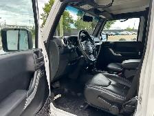 2015 Jeep WRANGLER UNLIMITED 4WD 4dr Sahara - Photo 9