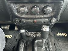 2015 Jeep WRANGLER UNLIMITED 4WD 4dr Sahara - Photo 13