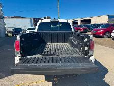 2018 Toyota Tacoma Limited - Photo 4