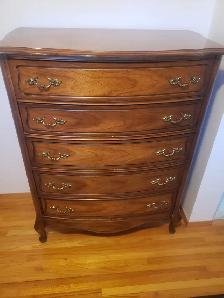 SOLID WOOD QUEEN BEDROOM SET – ESTATE SALE FIND 250 0b0 - Photo 4