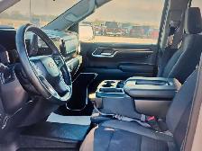 2024 Chevrolet Silverado 1500 - Photo 3