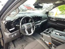 2024 GMC Sierra 1500 Elevation 2.7T | Black Package - Photo 7
