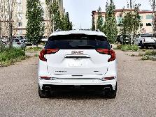 2019 GMC Terrain Denali 2.0L | Panoramic Sunroof - Photo 12