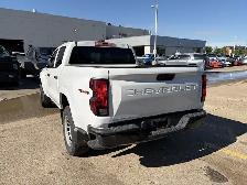 2024 Chevrolet Colorado 4WD Work Truck 2.7L | Lane Keep Assist - Photo 4