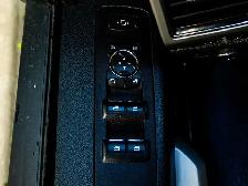 2022 Ford Super Duty F-350 SRW LARIAT 6.7L Tremor Off-Road - Photo 17