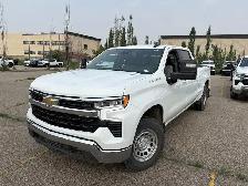 2025 Chevrolet Silverado 1500 LT 2.7L | Trailering Package - Photo 3
