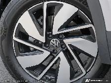 2026 Volkswagen Atlas Highline | CAPTAIN'S CHAIRS - Photo 8