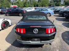 2010 Ford Mustang 2dr Conv V6 Convertible - Photo 9