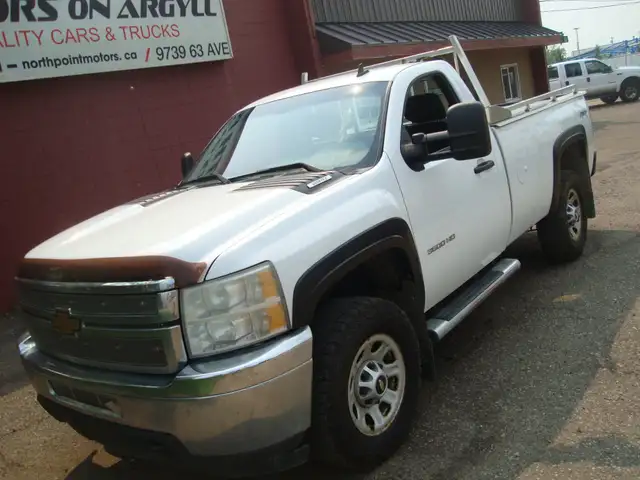 2013 Chevrolet Silverado 3500HD 4X4 LONG BOX