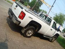 2013 Chevrolet Silverado 3500HD 4X4 LONG BOX - Photo 3