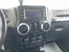 2015 Jeep Wrangler Unlimited Sahara - Photo 12