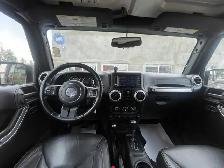 2015 Jeep Wrangler Unlimited Sahara - Photo 15
