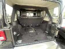 2015 Jeep Wrangler Unlimited Sahara - Photo 16