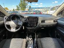 2018 Mitsubishi Outlander ES AWD 7 Passenger | Power Lock | Reve - Photo 17