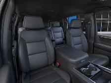 2026 Chevrolet Suburban LT - Photo 6