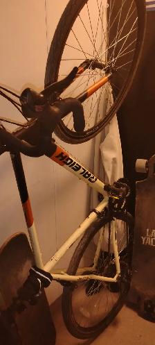 Raleigh sprint 700c road bike 300$ o.b.o - Photo 3