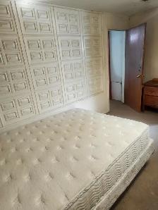 $750 Room Available in Beautiful neighborhood, OW/ODSP  WELCOME - Photo 2