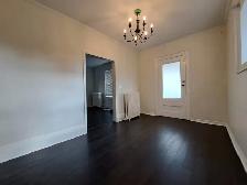 Beautiful 2-BR Main Floor Unit - Fully Renovated (Oshawa) - Photo 2