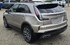 2024 Cadillac XT4 AWD Sport - Photo 3