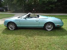 2002 Ford Thunderbird