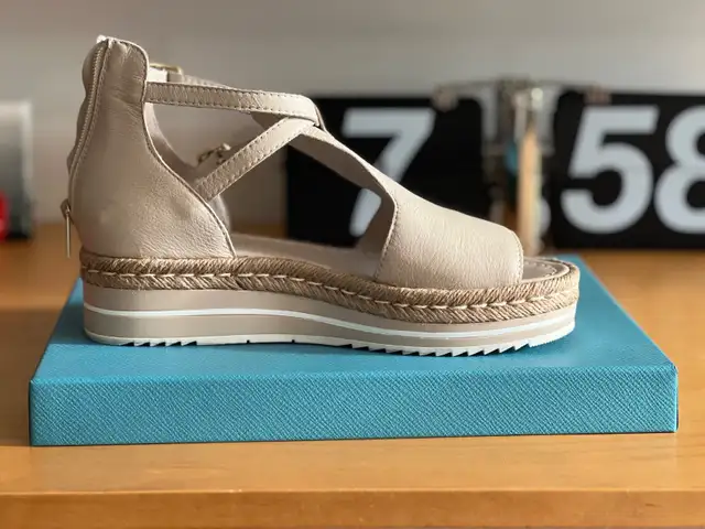 From Shoes on Front!, Django & Juliette summer sandals