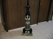 BISSELL Power Groom Swivel Pet Vacuum Cleaner