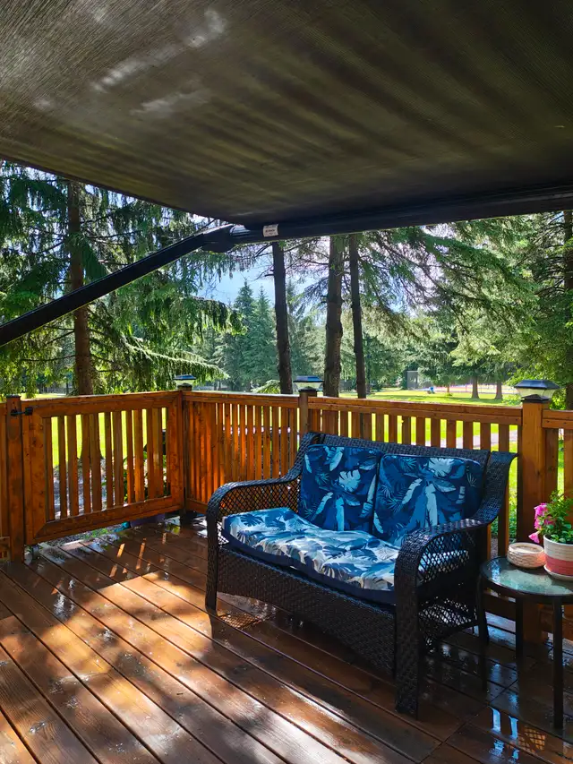 Keystone Hideaway Located at Pigeon Lake TP