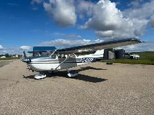 Cessna 172M Skyhawk II Plane